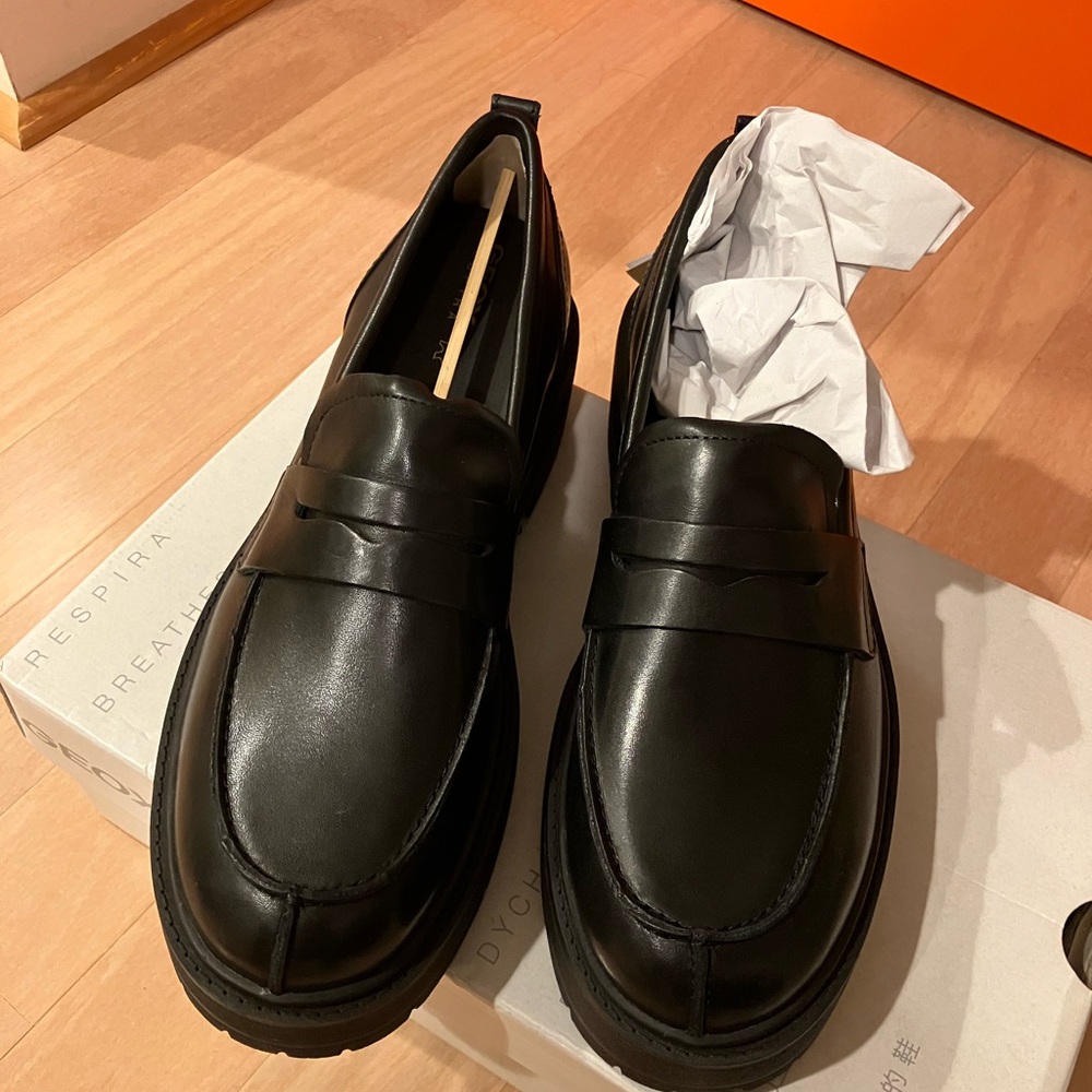 Geox Black Leather Lug Sole Penny Loafers